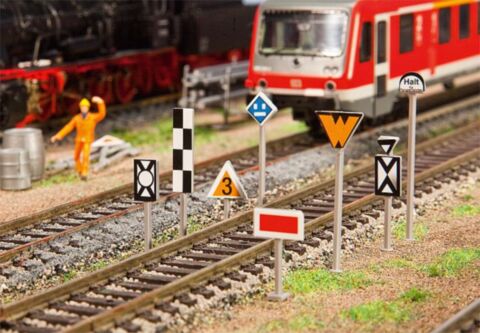 Set indicatoare feroviare