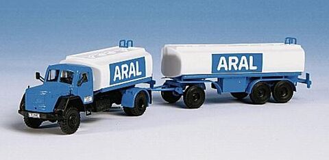 Camion Magirus cu remorca