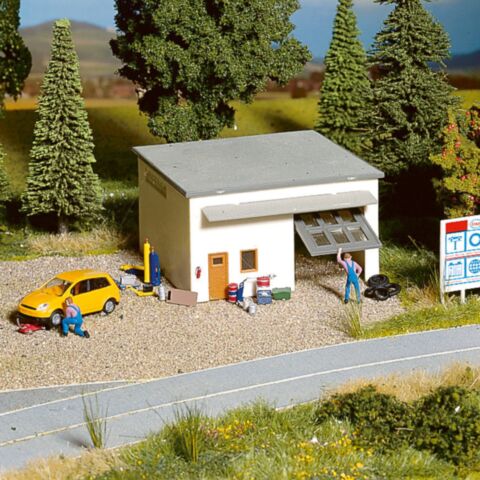 Figurine atelier auto