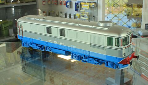 Locomotiva diesel 060 DA, CFR