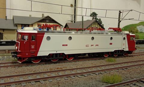 Locomotiva electrica 060 EA CFR