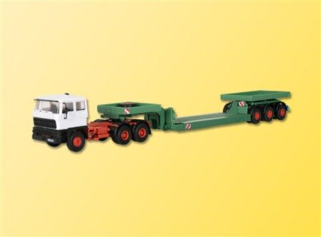 Camion DAF cu trailer