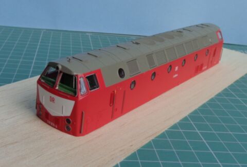 Carcasa locomotiva BR 119