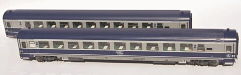 Set 2 vagoane clasa 2-a, tip ava 200, CFR